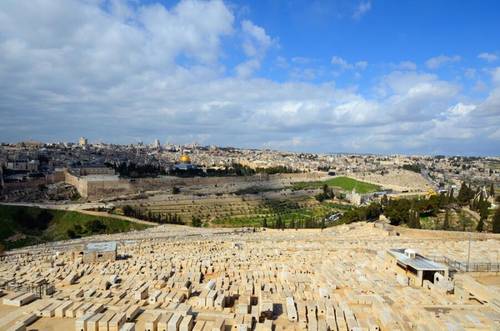 Вид на Иерусалим с масляничной горы от кладбища