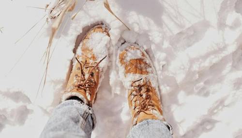 Скрип снега под ногами: откуда он берётся и почему пропадает?