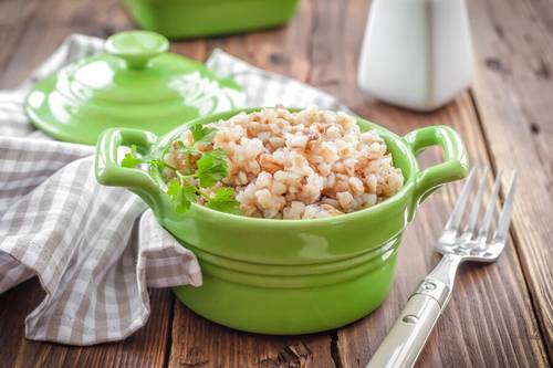 Какие каши не только вкусны, но и болезни лечат? Рисовая и гречневая