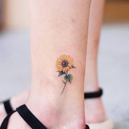 Tatuaggi Con Girasole Significato E Tantissime Foto Per Ispirarti Capellistyle