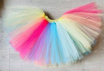 saia de tule costurada a mao