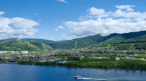 Вид на реку Енисей в Красноярске