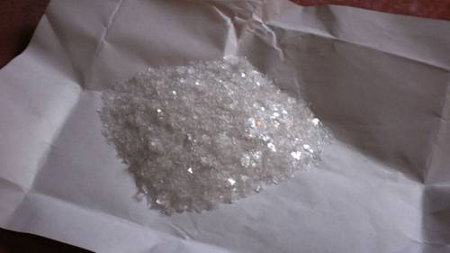 Кристаллы хлората калия (бертолетова соль)