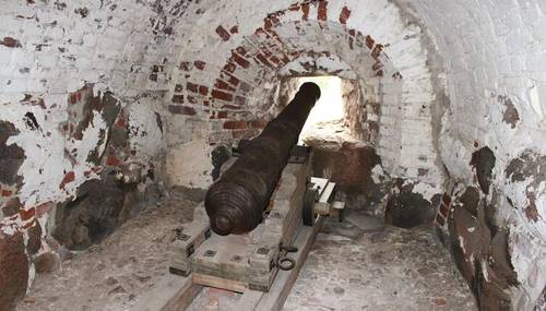 Кто знает, может ядро именно из этой пушки 6 июля 1854 года повредило английский шестидесятипушечный паровой фрегат «Миранда»?