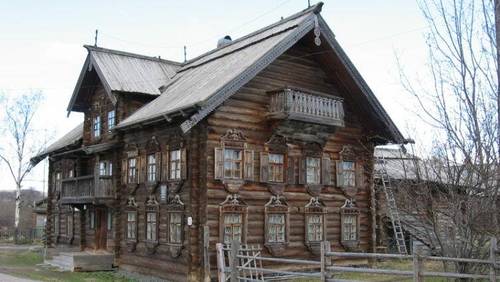 Разве можно проехать мимо такого красавца и не остановиться?