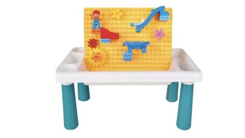 Какой развивающий стол купить ребенку? Выбираем на Озоне