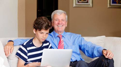 Как найти общее дело с внуком?