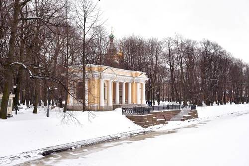 Михайловский сад в Санкт-Петербурге