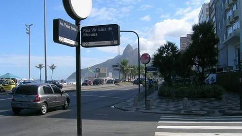 Та самая улица в Рио-де-Жанейро, по которой когда-то проходила «Девушка из Ипанемы»