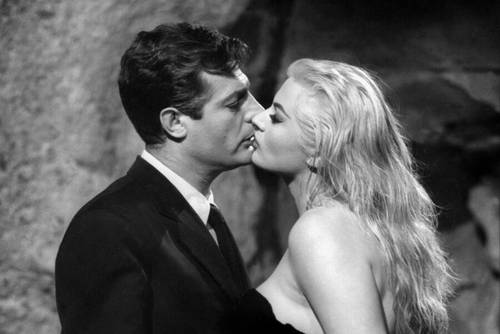 Кадр из фильма «Сладкая жизнь»