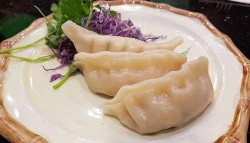 Новогодние традиции Китая: почему пельмени важнее всех блюд?