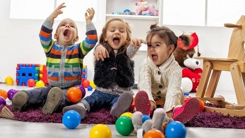 Как регулировать поведение маленького ребенка с помощью игровых ситуаций?