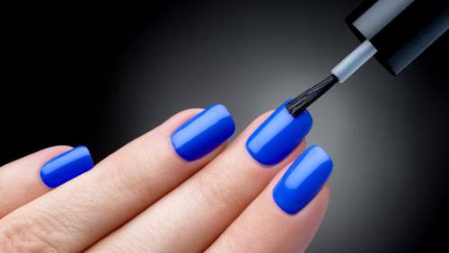 Наращивание ногтей. В чем отличие геля от акрила?