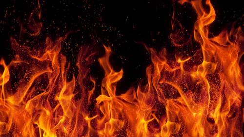Огонь: что он символизирует и что значит для человечества?