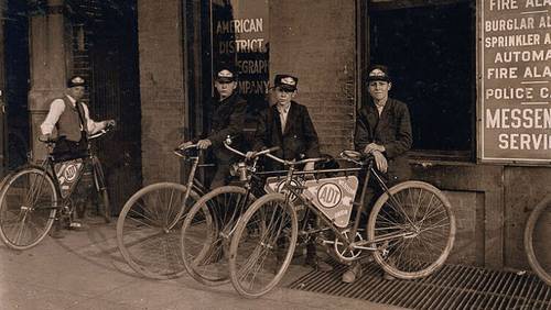 Велопосыльные телеграфной компании ADR в Индиане, США, 1908 г.