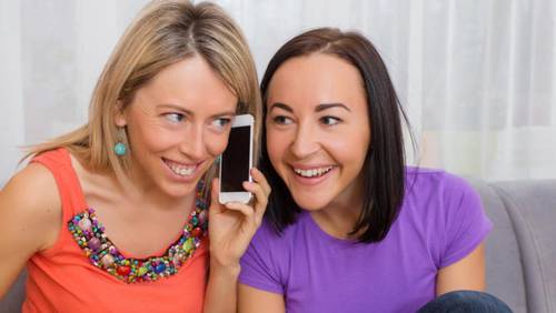 Обсуждать, что он хотел сказать - любимое женское развлечение?