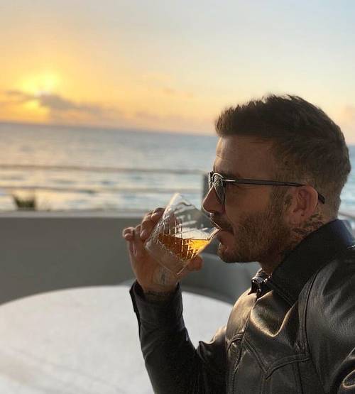 David Beckham Sta Perdendo I Capelli Guarda La Foto Shock Capellistyle