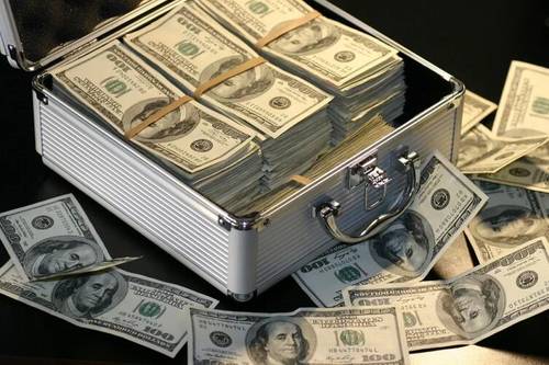 Инвестиции в России: куда выгодно вкладывать деньги в 2020 году?