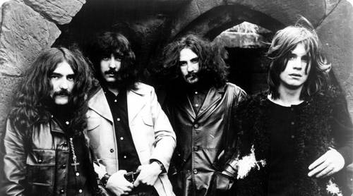 Black Sabbath в 1970 г. Слева направо: Гизер Батлер, Тони Айомми, Билл Уорд, Оззи Осборн