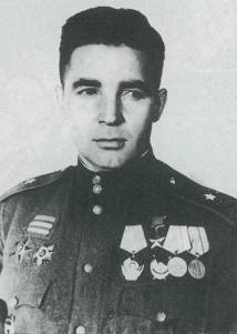 Командир 49-й гвардейской стрелковой дивизии гвардии генерал-майор В. Ф. Маргелов