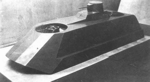 Советский экспериментальный танк на воздушной подушке. Макет в масштабе 1:4