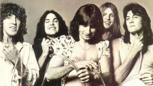 Какова история двух баллад: «Sympathy» группы RARE BIRD и «Belladonna» группы UFO?